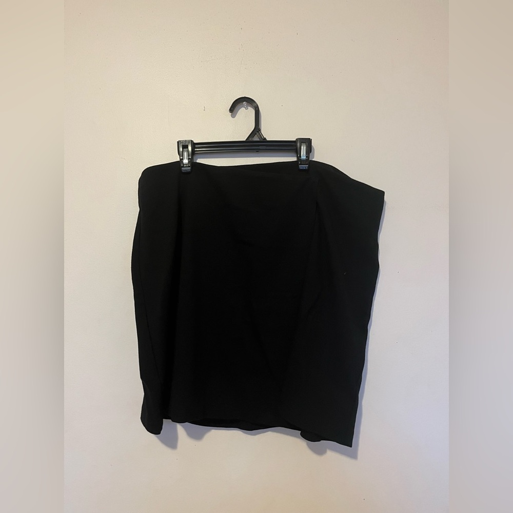 black skirt